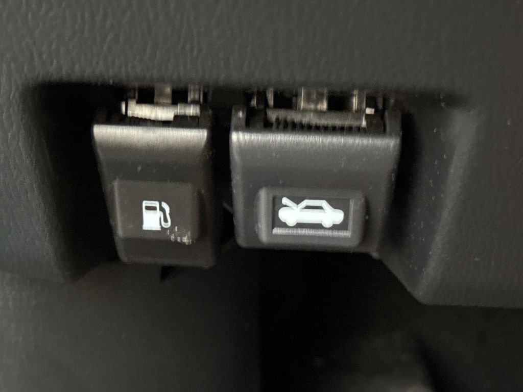 Certified 2023 MAZDA CX-5 Carbon Edition image 46