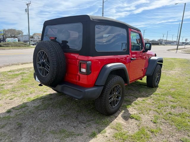 Used 2024 Jeep Wrangler Sport AWD/4WD image 7