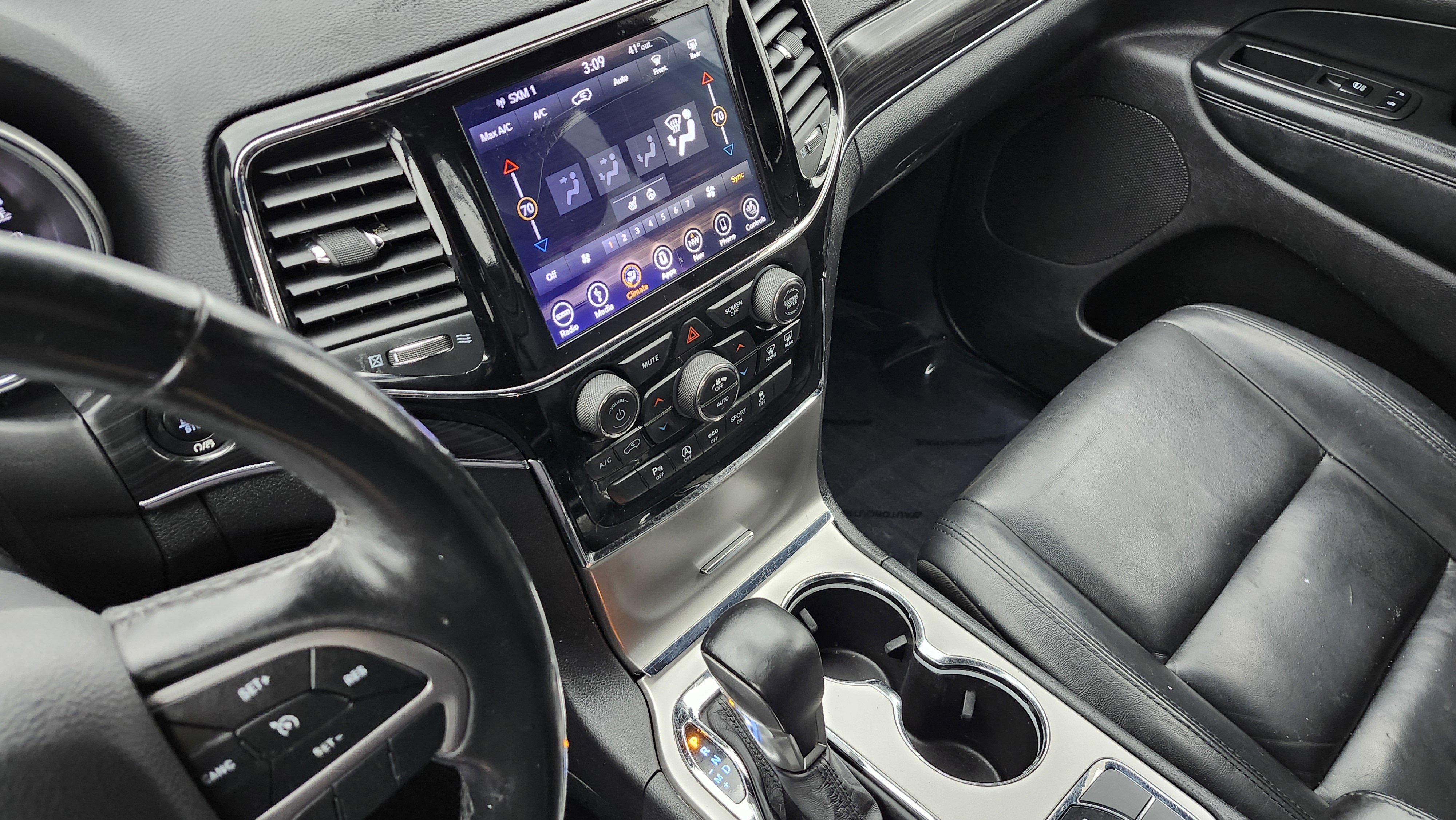 Used 2019 Jeep Grand Cherokee Limited image 33