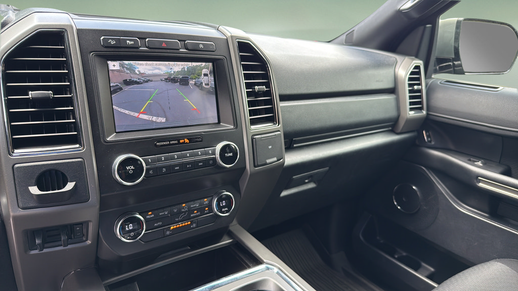 Used 2019 Ford Expedition XLT AWD/4WD image 32