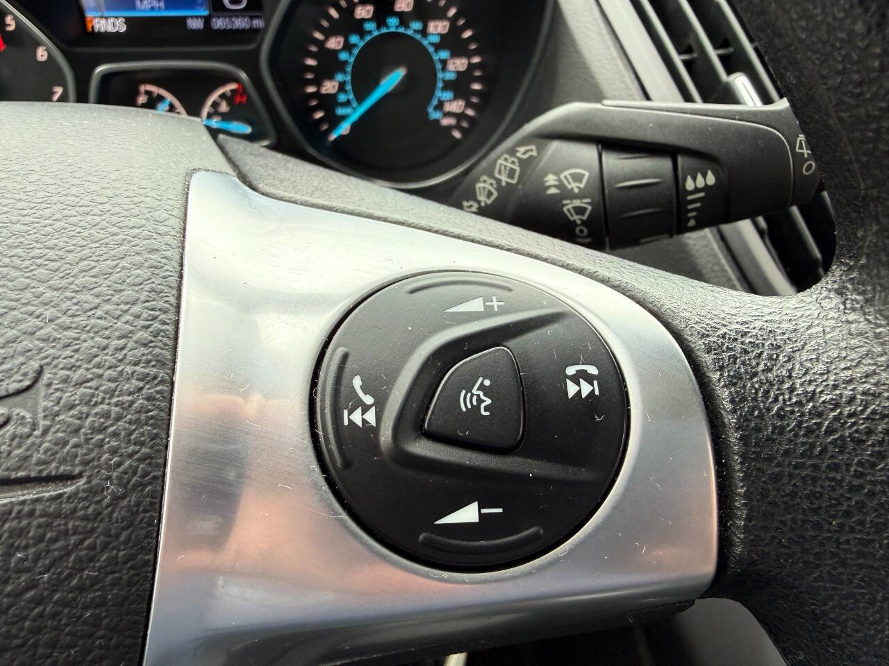 Used 2016 Ford Escape SE w/ Equipment Group 201A AWD/4WD image 21