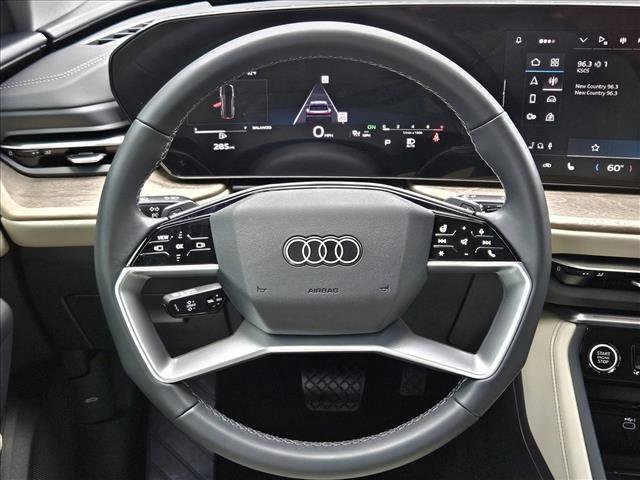 Certified 2025 Audi Q5 Premium AWD/4WD image 17