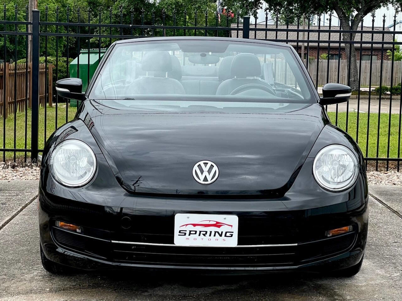 Used 2014 Volkswagen Beetle 1.8T FWD image 2