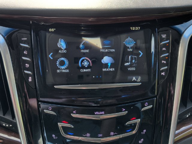 Used 2019 Cadillac Escalade ESV Luxury AWD/4WD image 16
