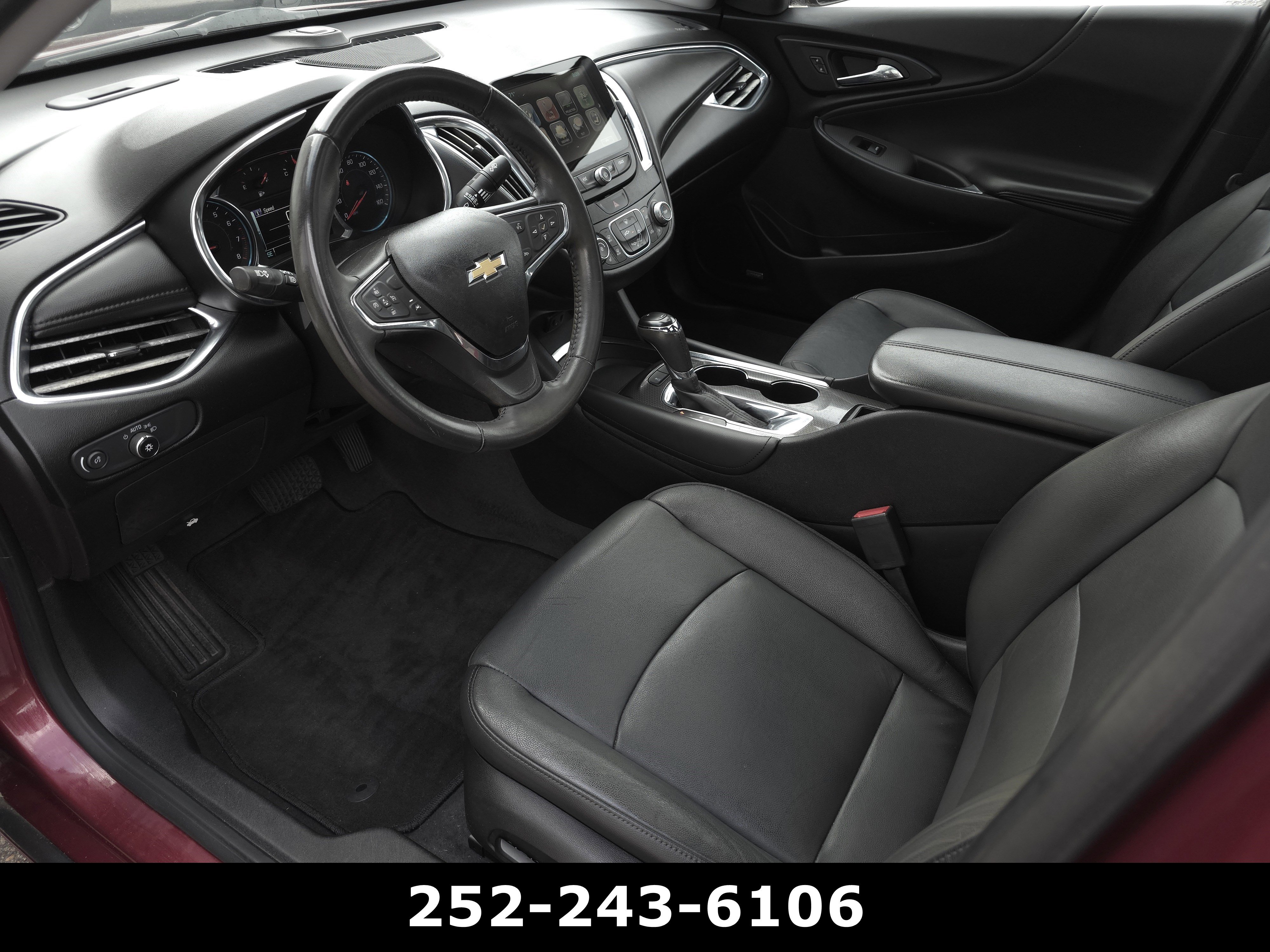 Used 2018 Chevrolet Malibu LT w/ Leather Package image 9