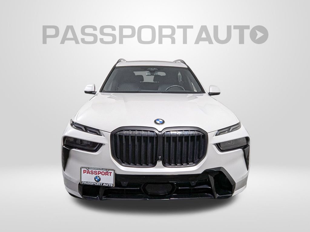 Used 2024 BMW X7 xDrive40i w/ Executive Package image 10