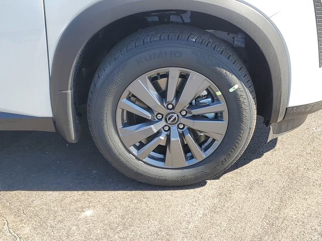 New 2026 Nissan Pathfinder SV image 9