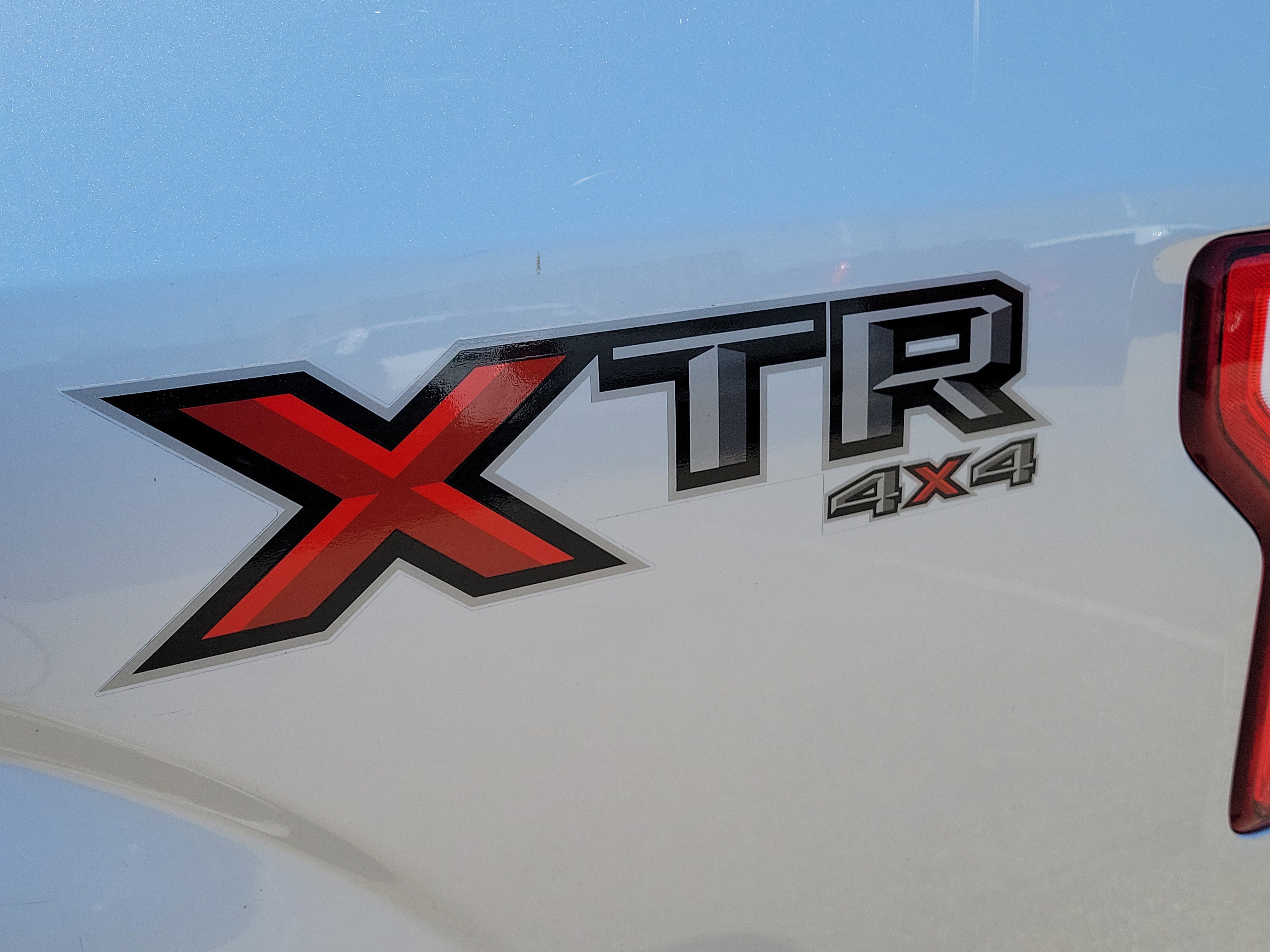 Used 2015 Ford F150 XLT w/ XTR Package image 6