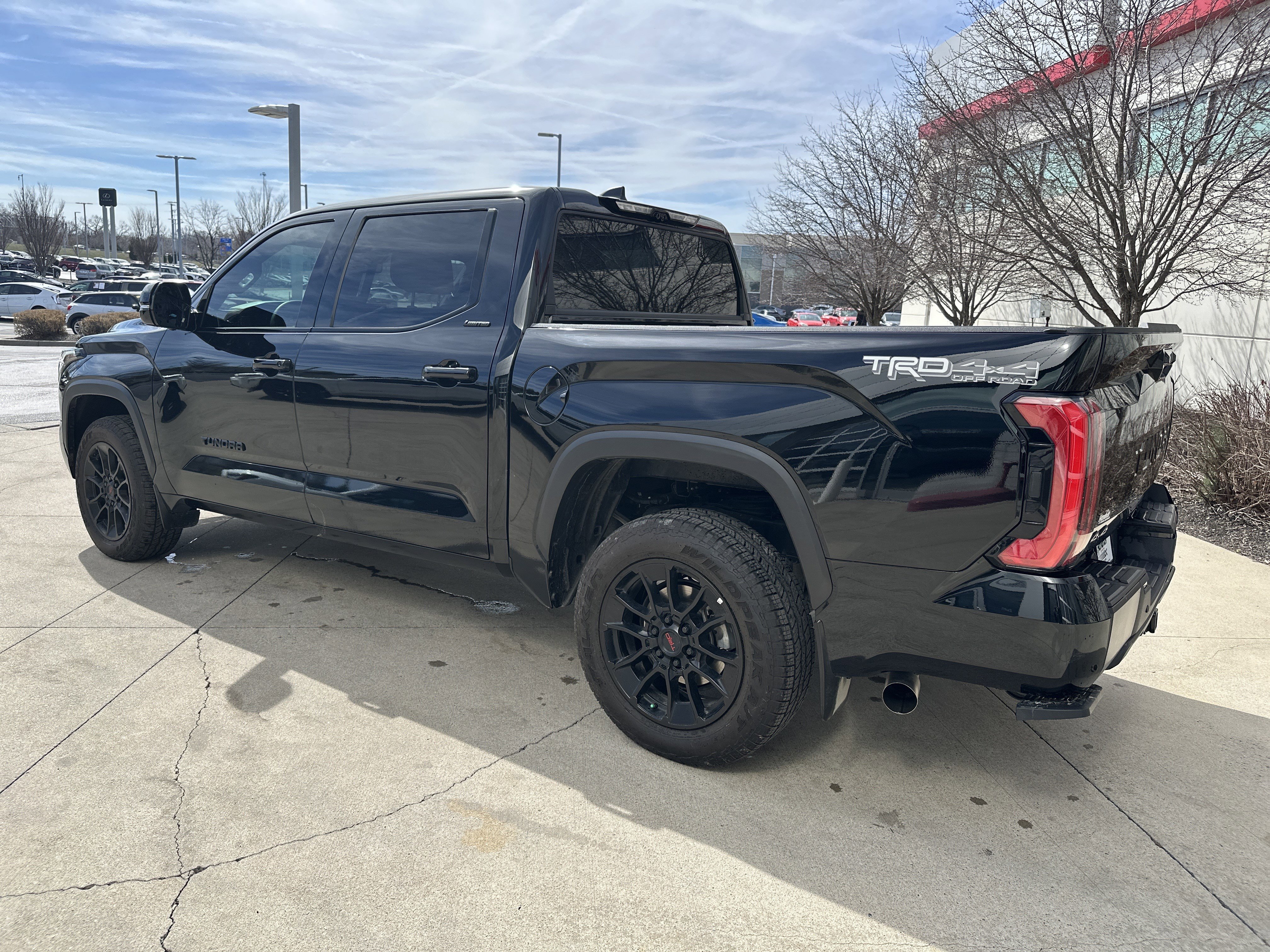 Used 2025 Toyota Tundra Limited w/ TRD Off-Road Package image 7