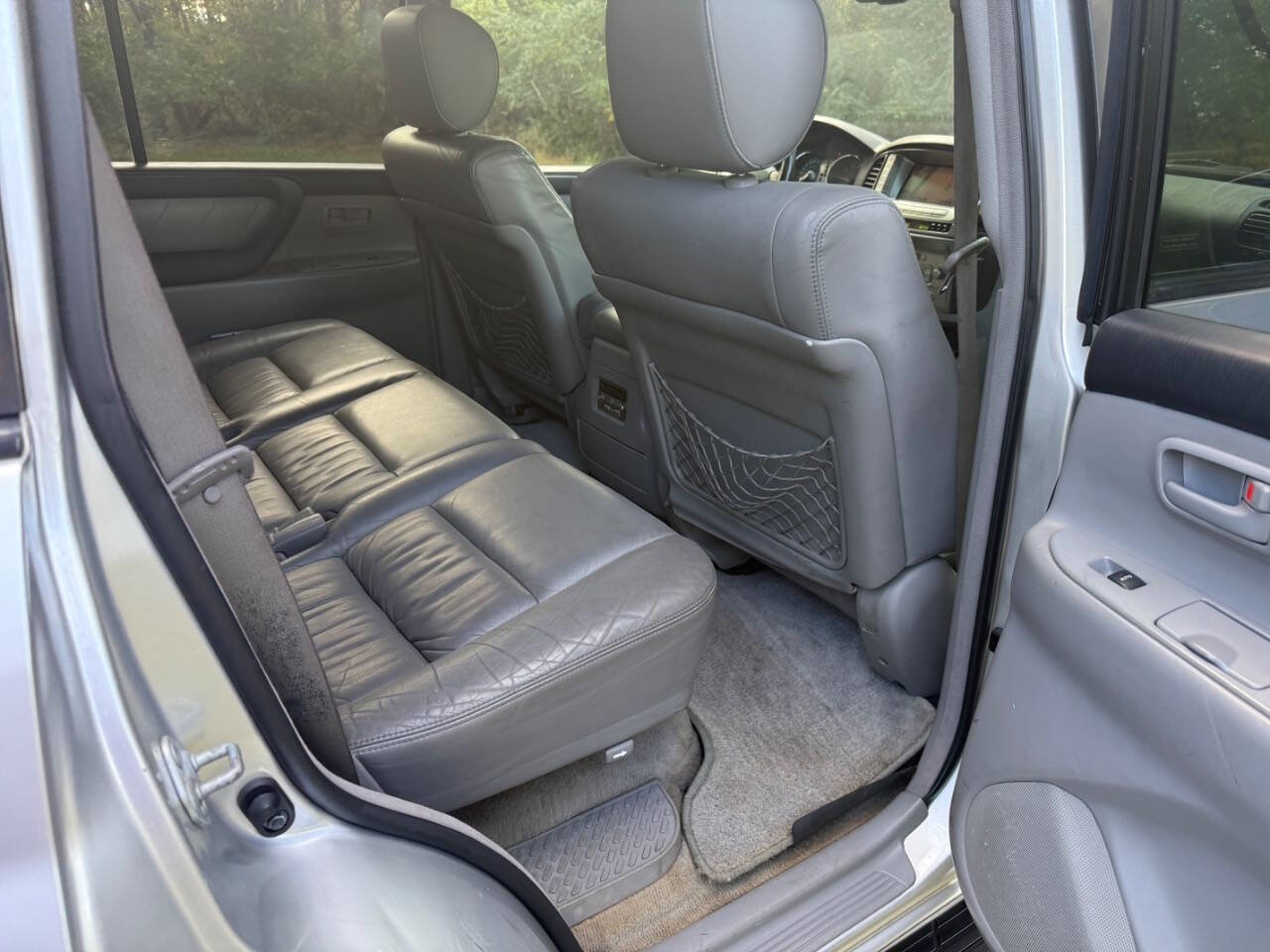 Used 2006 Toyota Land Cruiser image 47