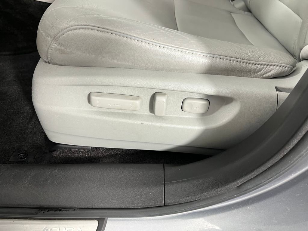 Used 2017 Acura MDX SH-AWD w/ Technology Package image 24