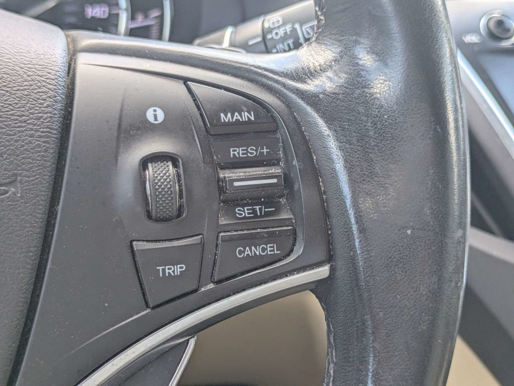 Used 2017 Acura MDX FWD image 25