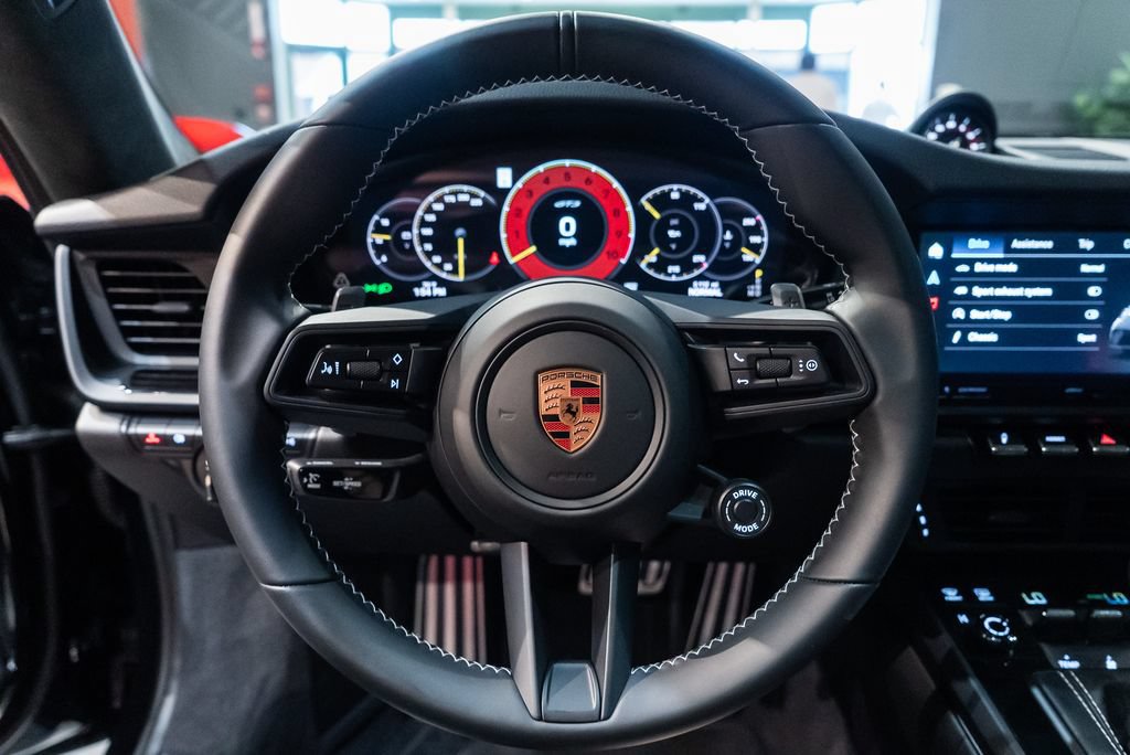 Used 2026 Porsche 911 GT3 w/ Chrono Package RWD image 5
