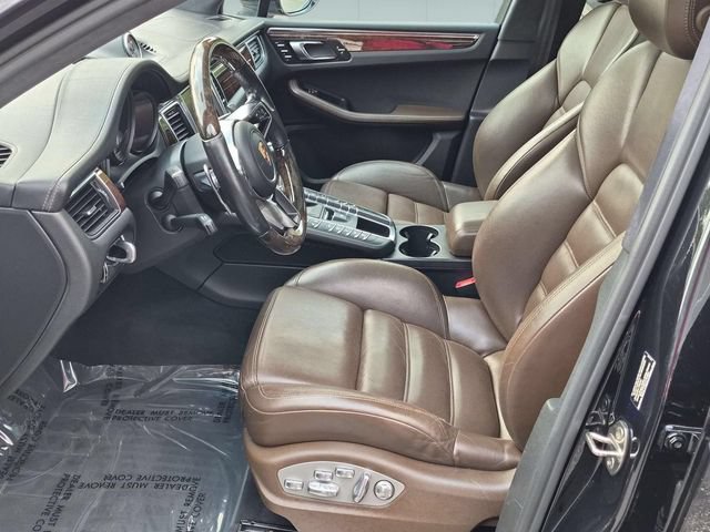 Used 2015 Porsche Macan Turbo AWD/4WD image 11