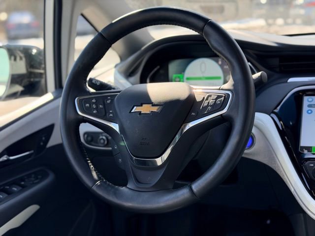 Certified 2021 Chevrolet Bolt Premier w/ Infotainment Package image 21