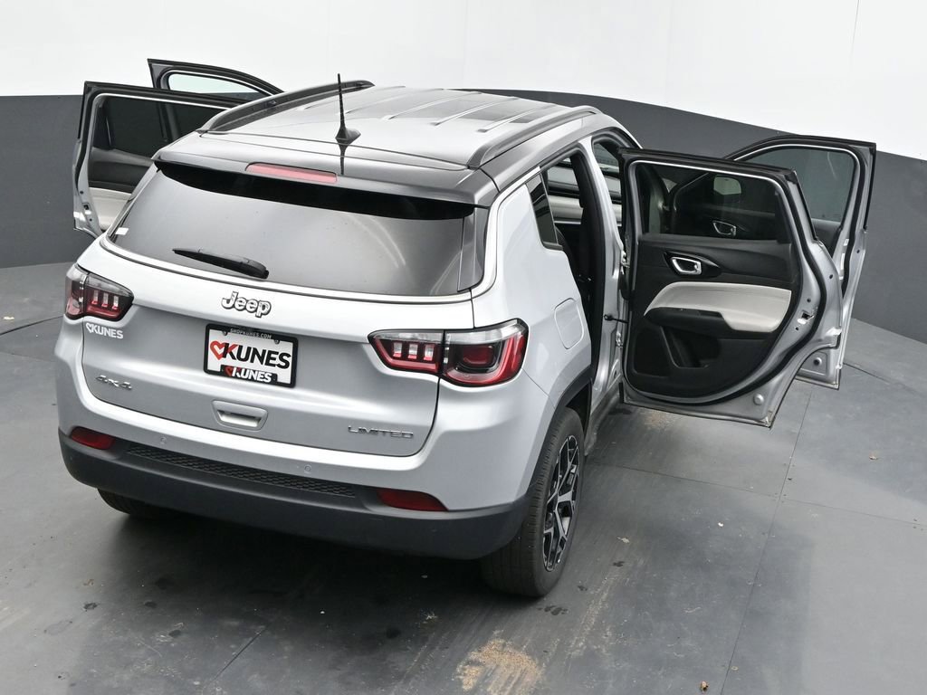 Used 2025 Jeep Compass Limited AWD/4WD image 67