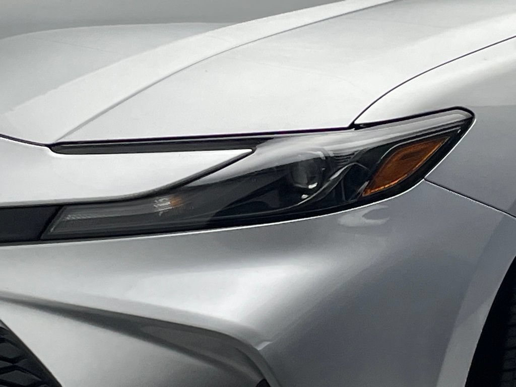 Used 2025 Toyota Camry LE FWD image 43