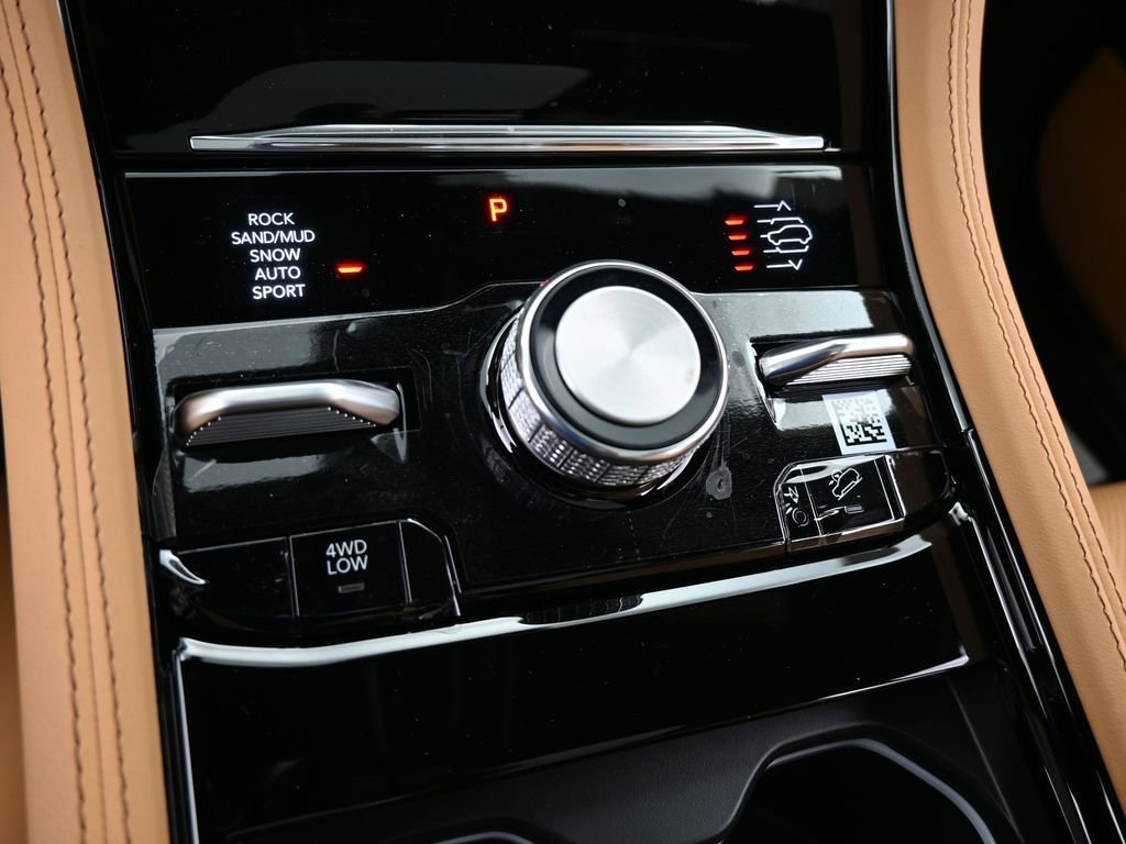 New 2025 Jeep Grand Cherokee Summit image 22