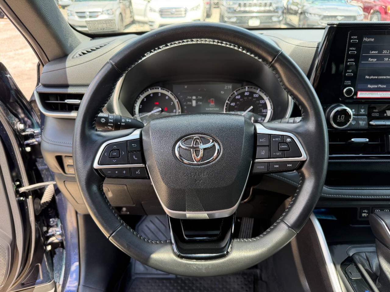 Used 2022 Toyota Highlander XSE AWD/4WD image 40