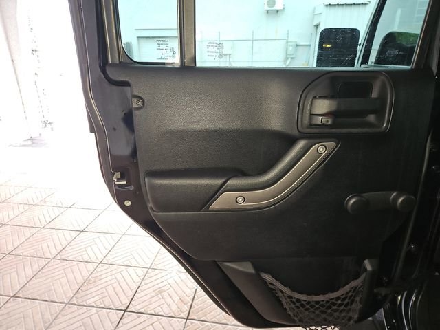 Used 2013 Jeep Wrangler Unlimited Sport w/ Connectivity Group image 13