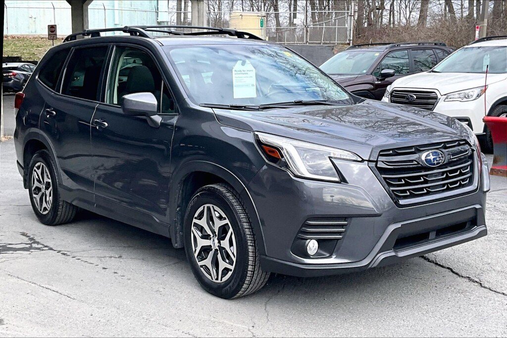 Certified 2023 Subaru Forester Premium image 19