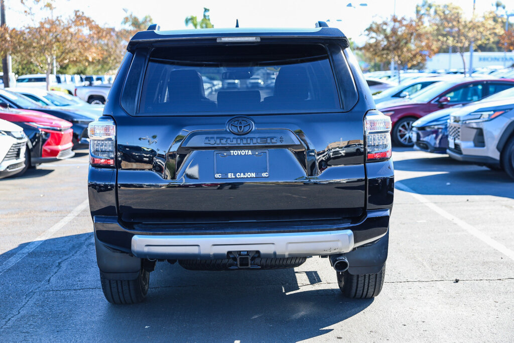 Certified 2024 Toyota 4Runner TRD Off-Road Premium w/ Moonroof Package AWD/4WD image 24