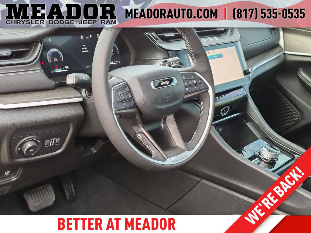 New 2026 Jeep Grand Cherokee Limited w/ Limited Altitude Package AWD/4WD image 1