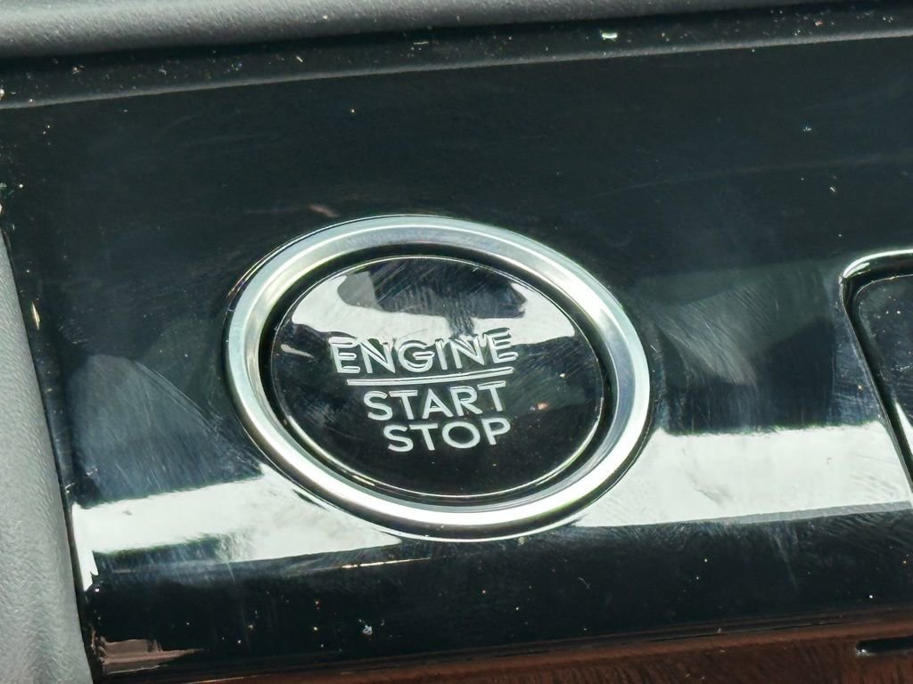 New 2025 Lincoln Navigator Black Label AWD/4WD image 11