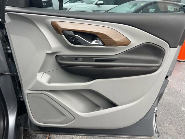 Used 2018 GMC Terrain SLE image 29