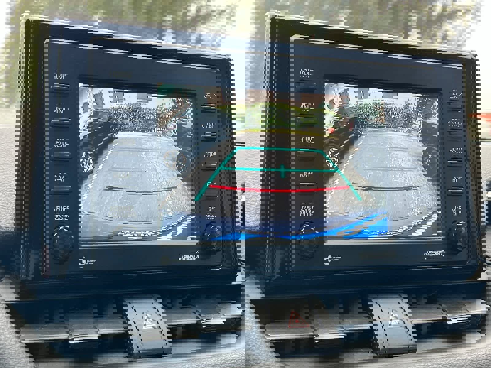 Used 2020 Toyota RAV4 XLE image 20