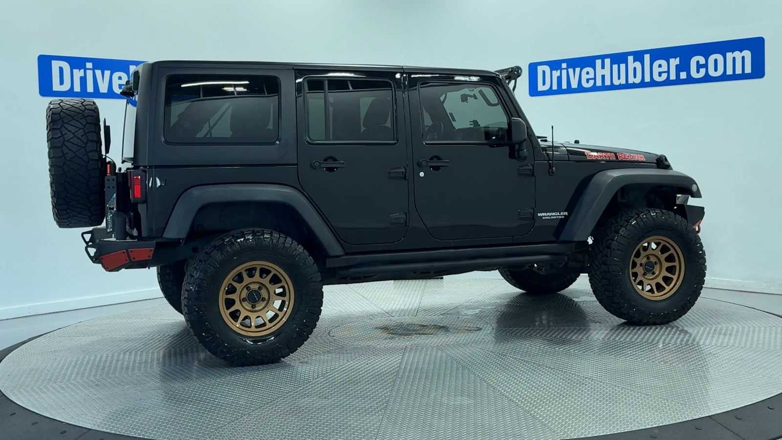 Used 2012 Jeep Wrangler Unlimited Rubicon w/ Connectivity Group AWD/4WD image 5