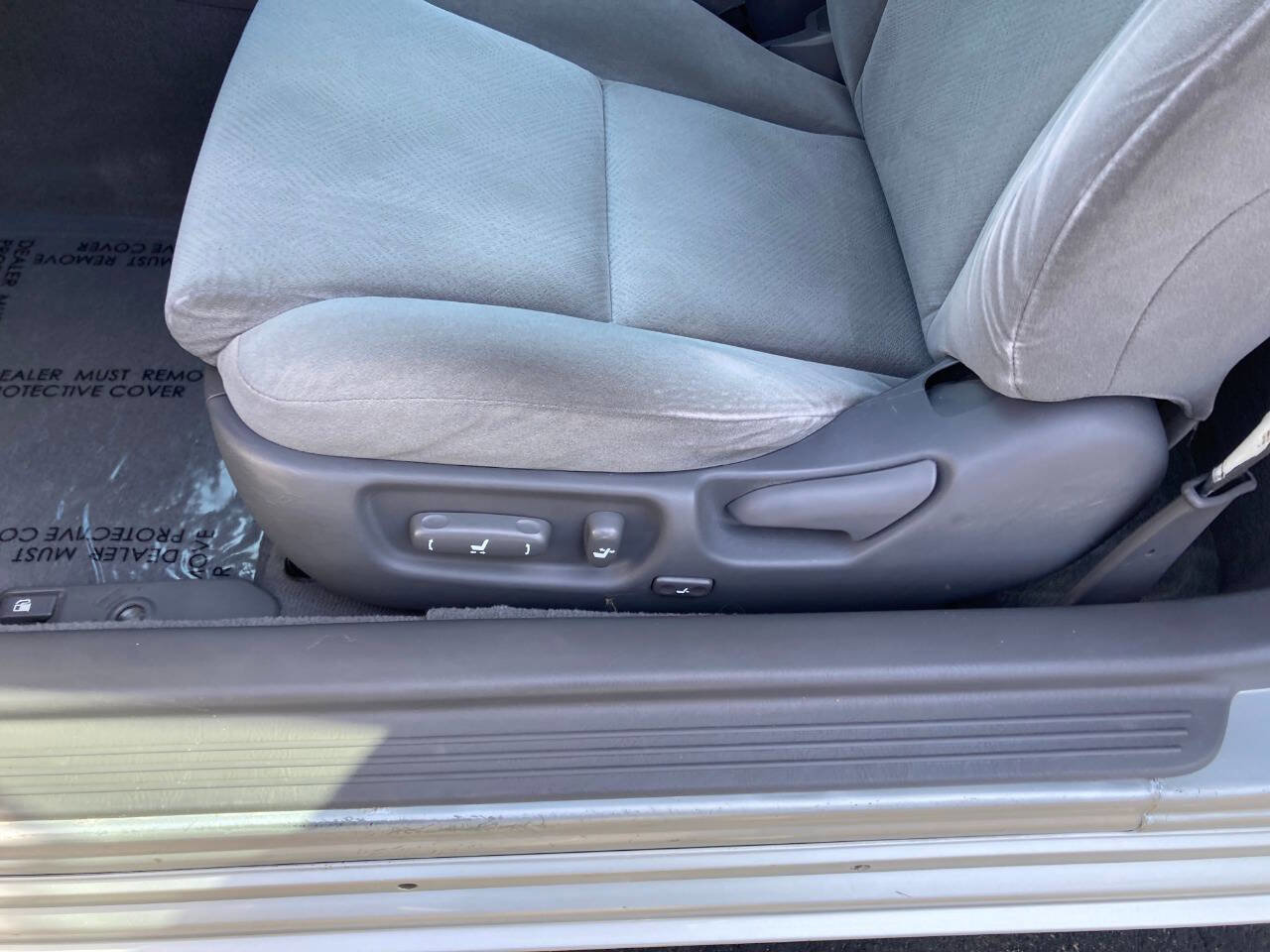 Used 2004 Toyota Solara SE image 12