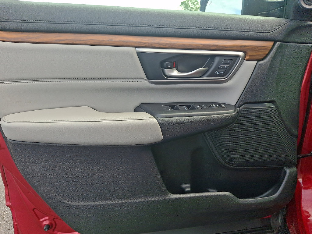 Used 2020 Honda CR-V Touring image 12