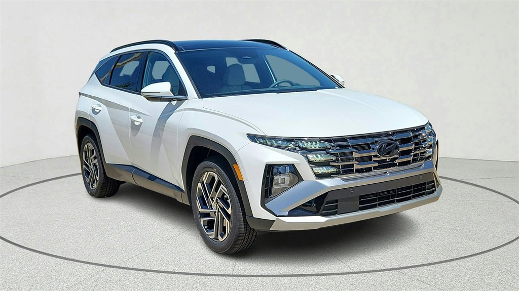 Certified 2025 Hyundai Tucson Limited image 1