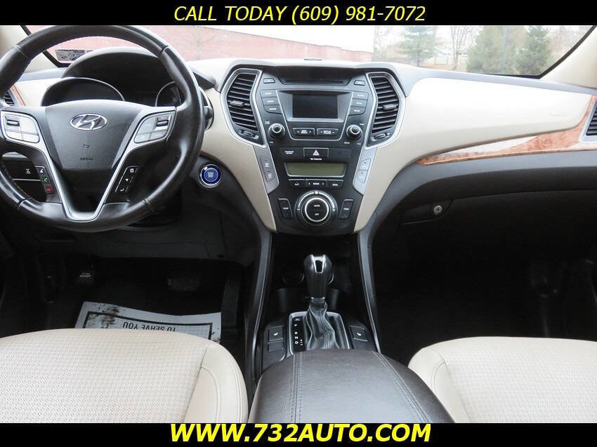 Used 2015 Hyundai Santa Fe Sport 2.0T AWD/4WD image 17