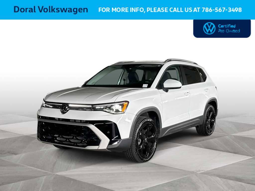 Used 2025 Volkswagen Taos SEL AWD/4WD image 1