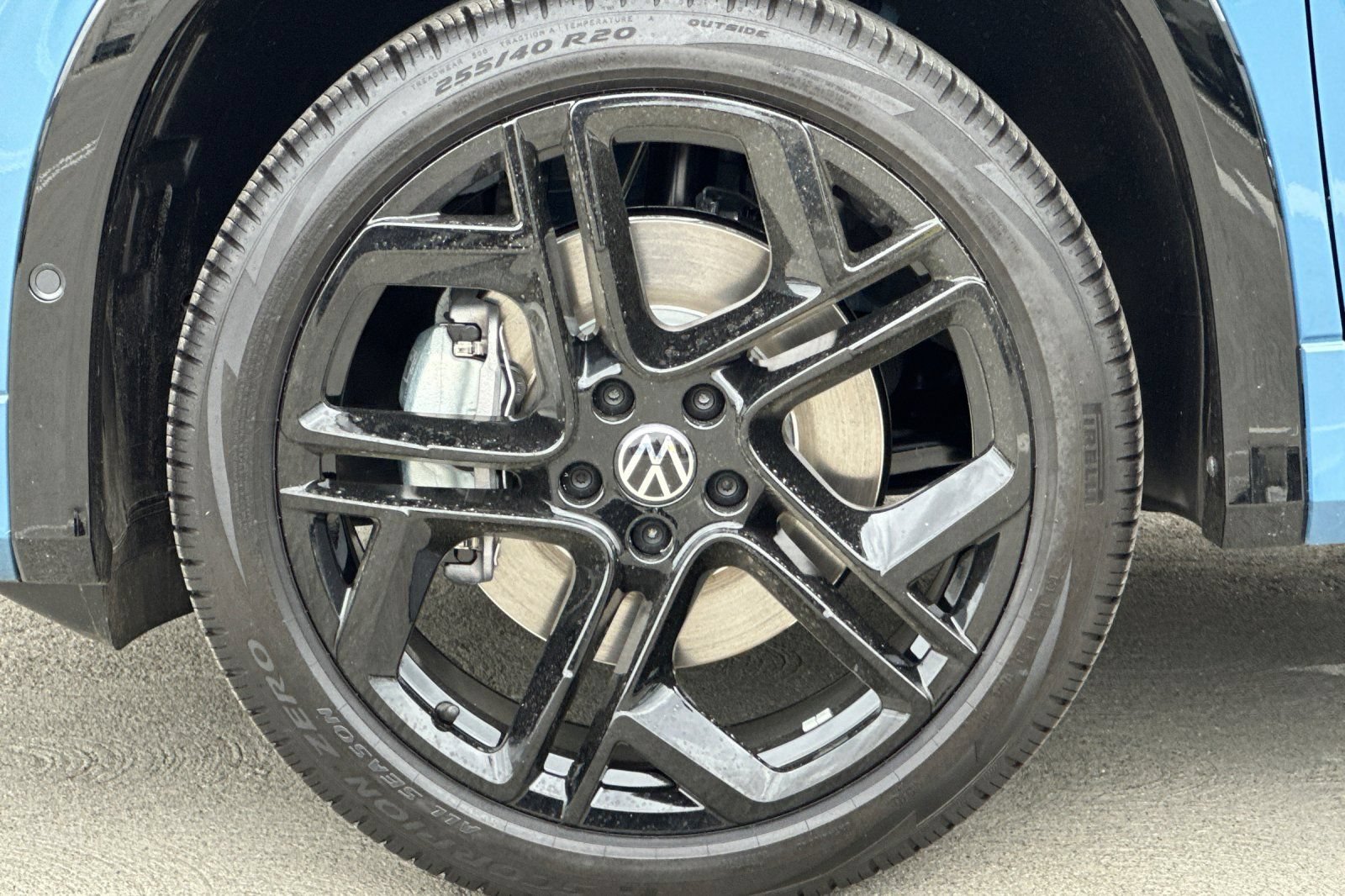 New 2026 Volkswagen Tiguan SE R-Line AWD/4WD image 25