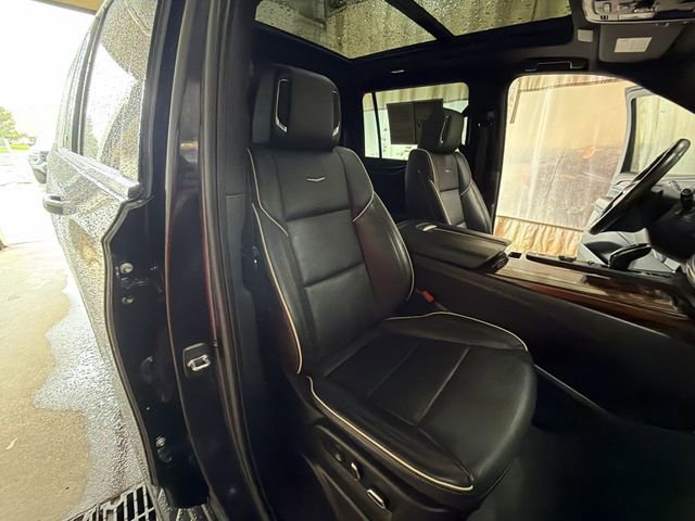 Certified 2022 Cadillac Escalade ESV Premium Luxury AWD/4WD image 27