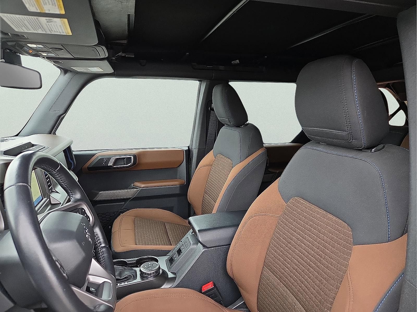 Used 2023 Ford Bronco Outer Banks image 13