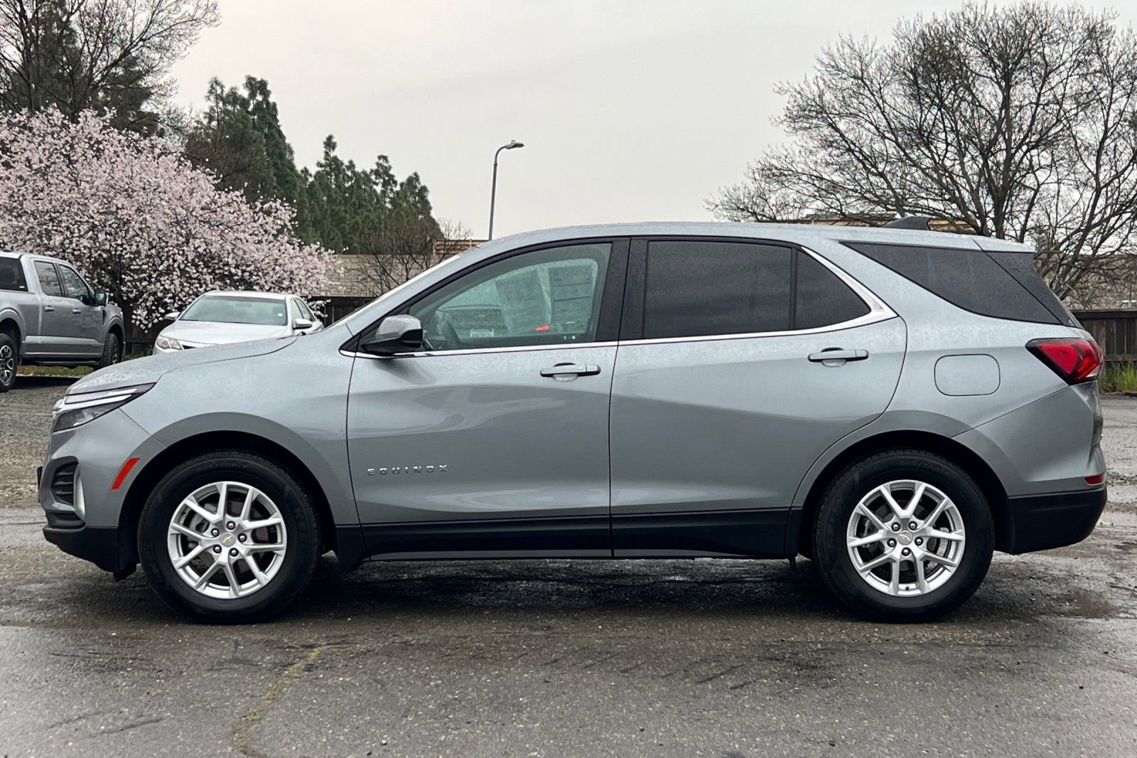 Used 2023 Chevrolet Equinox LT image 7