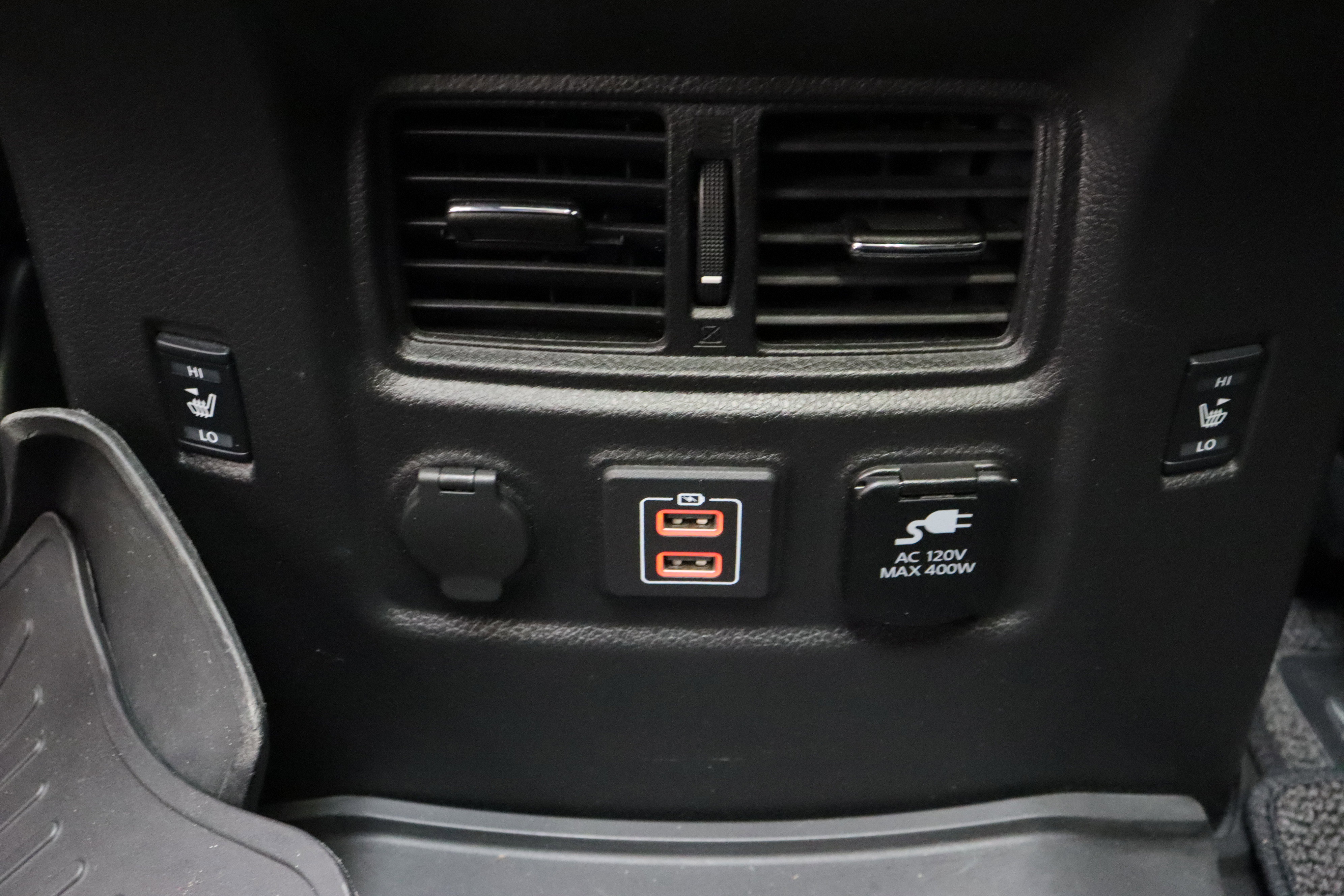 Used 2022 Nissan Titan PRO-4X w/ Pro-4x Convenience Package image 32