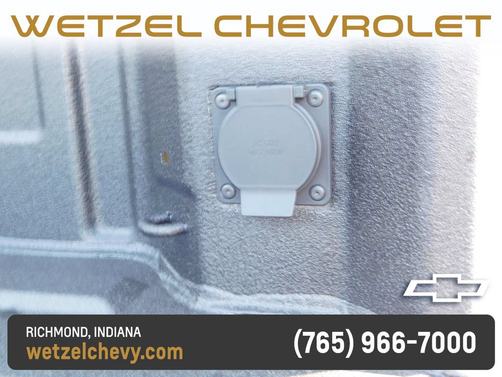 New 2026 Chevrolet Silverado 1500 ZR2 w/ Dark Appearance Package AWD/4WD image 8