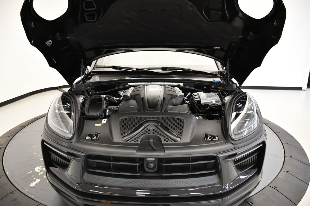 Used 2023 Porsche Macan S image 13