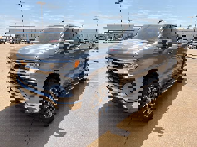 New 2026 Chevrolet Silverado 1500 LT w/ Z71 Off-Road Package AWD/4WD image 7