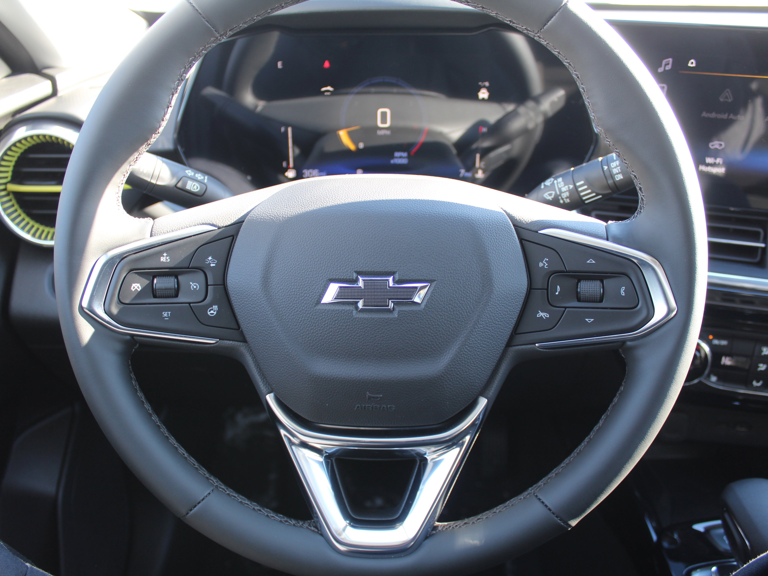 New 2026 Chevrolet Trax ACTIV w/ Sunroof Package image 12