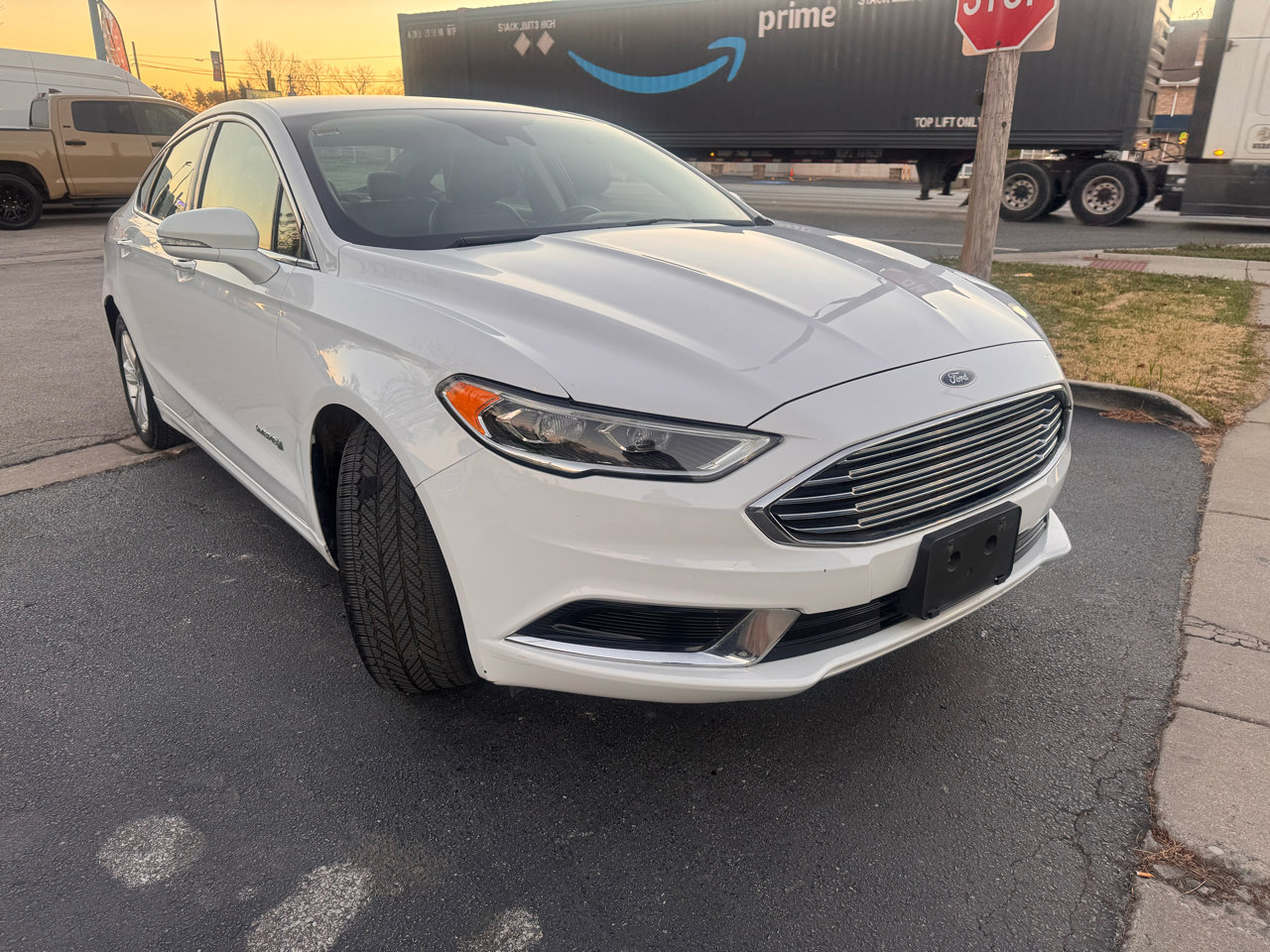 Used 2018 Ford Fusion SE w/ Equipment Group 602A image 3