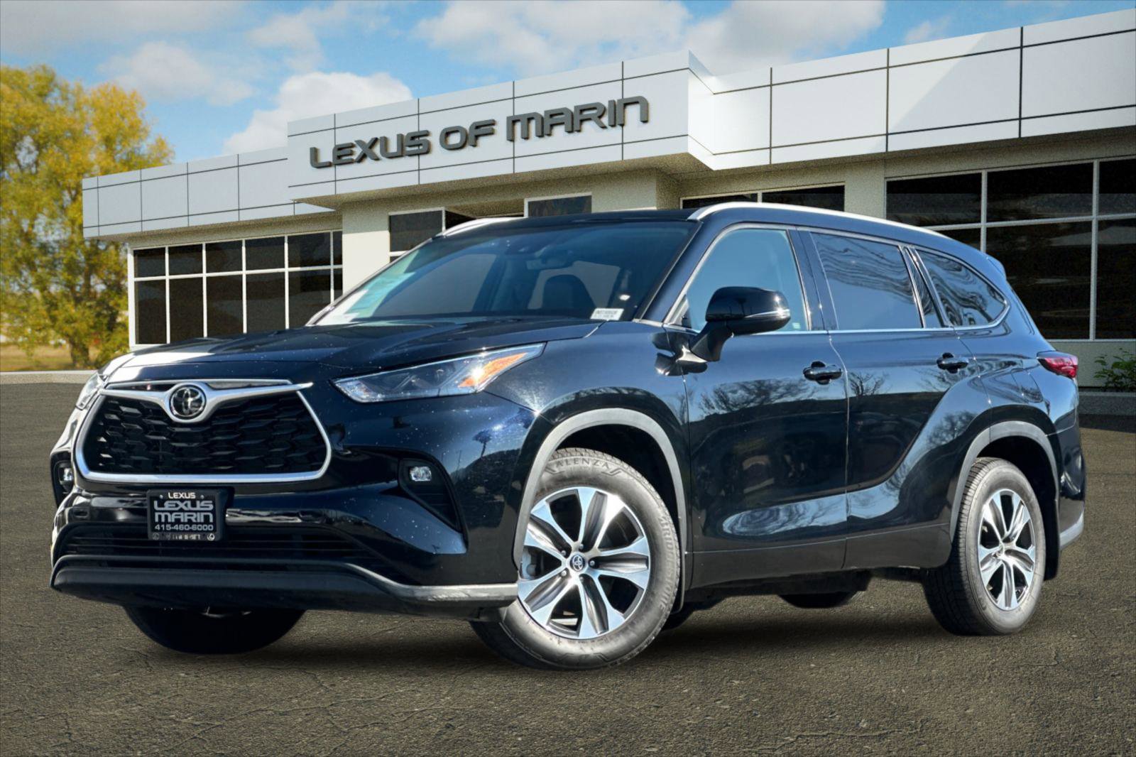 Used 2022 Toyota Highlander XLE