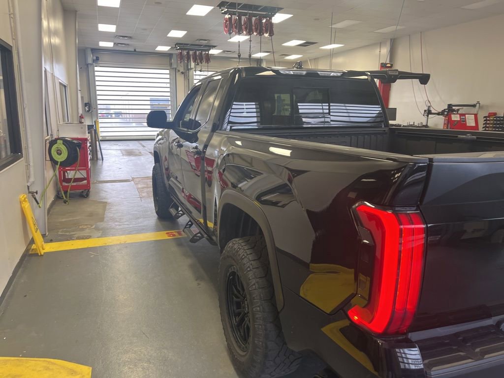 Used 2022 Toyota Tundra SR5 w/ SR5 Premium Package image 3