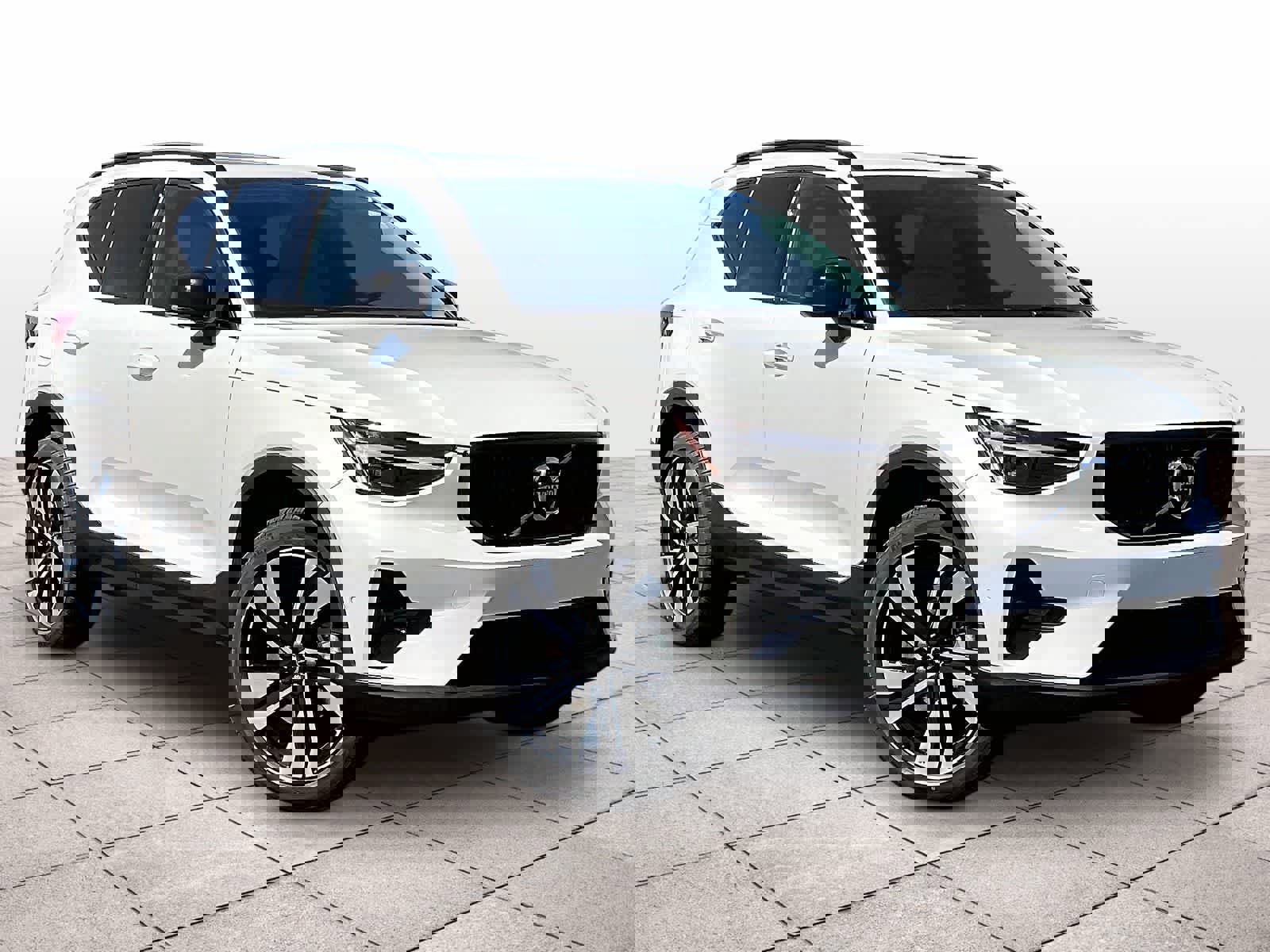 New 2026 Volvo XC40 B5 Ultra w/ Climate Package image 2