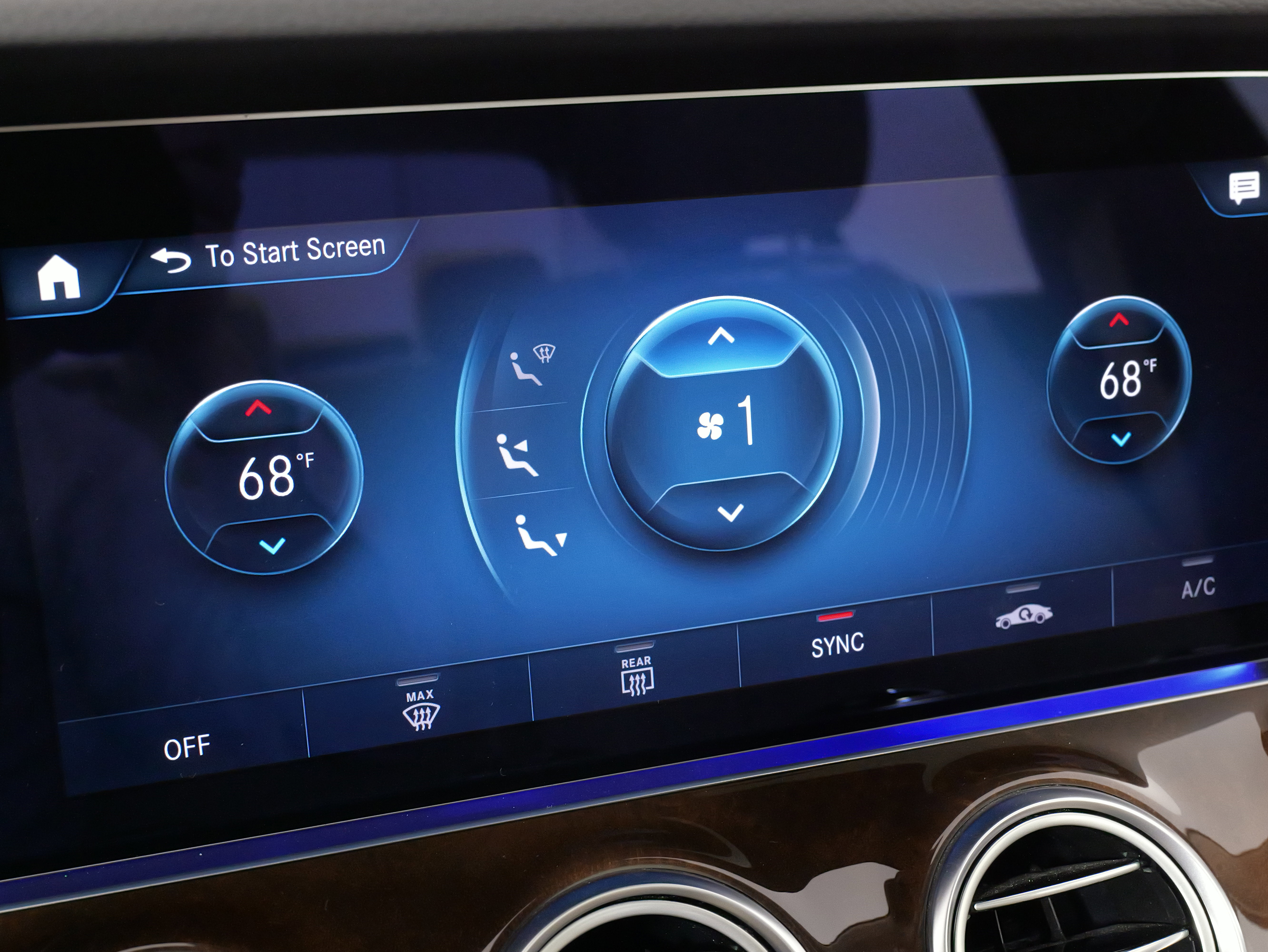 Used 2021 Mercedes-Benz E 350 4MATIC Sedan w/ Premium Package image 51